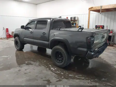 2018 Toyota Tacoma Trd Off Road VIN 3TMCZ5AN4JM178759 фото 4