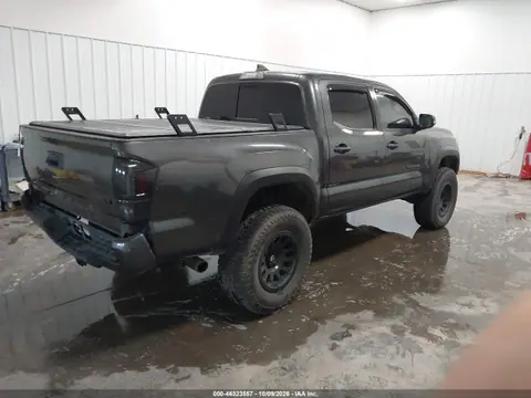 2018 Toyota Tacoma Trd Off Road VIN 3TMCZ5AN4JM178759 фото 5