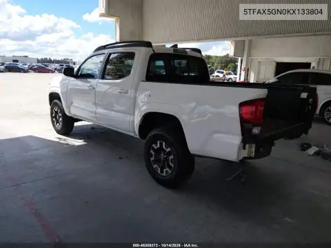5TFAX5GN0KX133804 — 2019 Toyota Tacoma, фото 3 с аукциона IAAI, Передняя и задняя части