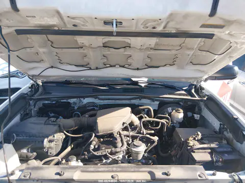 2022 Toyota Tacoma Sr VIN 3TYRX5GN7NT049786 фото 11