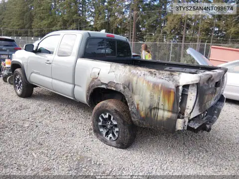 3TYSZ5AN4NT098674 — 2022 Toyota Tacoma, фото 3 с аукциона IAAI, Боковая часть