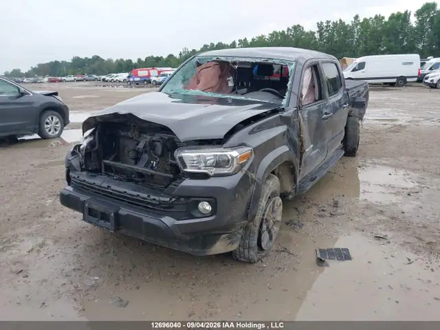 3TYDZ5BN0PT019429 — 2023 Toyota Tacoma, фото 2 с аукциона IAAI 14.10.2026, Roll Over