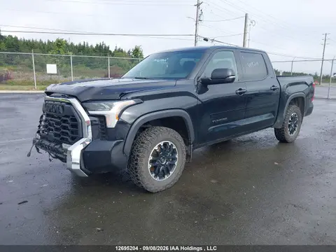 2023 Toyota Tundra Crewmax Sr/crewmax Sr5 VIN 5TFLA5DB4PX081623 фото 2
