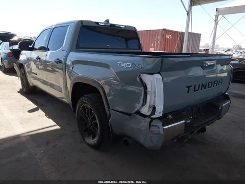 2022 Toyota Tundra Limited VIN 5TFJA5AB4NX012391 фото 3