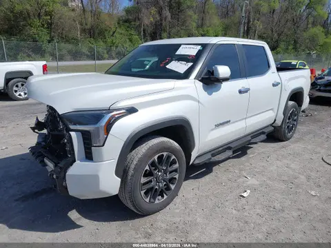 2025 Toyota Tundra Limited VIN 5TFJA5DB3SX332437 фото 2