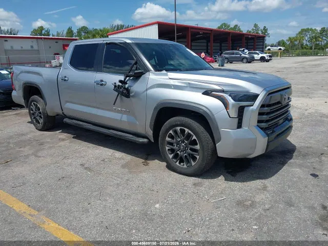 2025 Toyota Tundra Limited VIN 5TFJA5EC8SX039981 фото 1