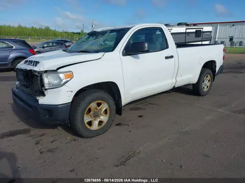 2016 Toyota Tundra Sr 5.7l V8 VIN 5TFPY5F19GX527086 фото 2