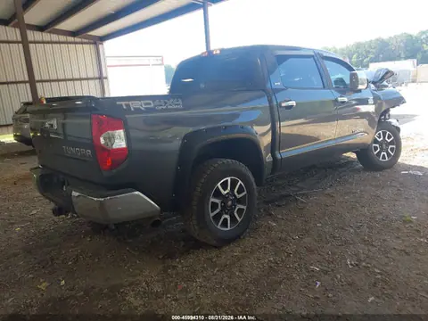 2018 Toyota Tundra Sr5 5.7l V8 VIN 5TFDW5F13JX769338 фото 4