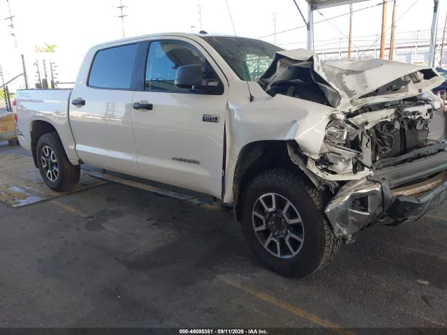 2018 Toyota Tundra Sr5 5.7l V8 VIN 5TFEY5F16JX235796 фото 1