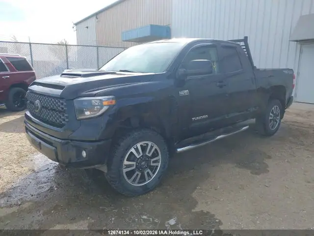5TFUY5F11LX888972 — 2020 Toyota Tundra, фото 2 с аукциона IAAI 13.10.2026, Передняя часть