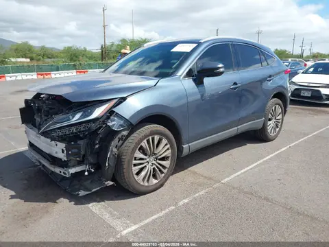 2022 Toyota Venza Limited VIN JTEAAAAH3NJ096229 фото 2