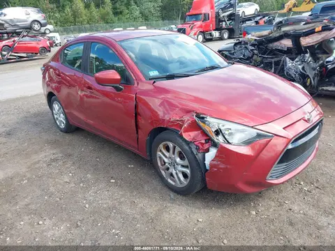 3MYDLBYV5HY195794 — 2017 Toyota Yaris IA, Правый бок (Right Side), фото до ремонта
