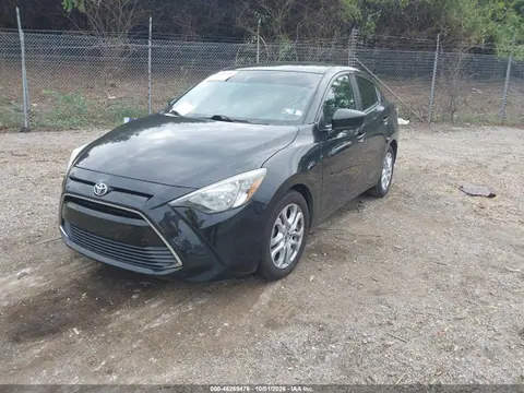 2017 Toyota YARIS IA VIN 3MYDLBYV0HY152724 фото 2