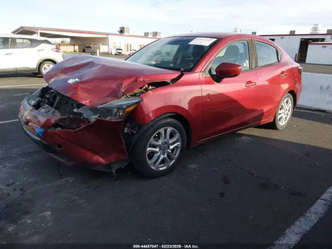 2018 Toyota YARIS IA VIN 3MYDLBYVXJY325591 фото 2
