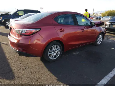 2018 Toyota YARIS IA VIN 3MYDLBYVXJY325591 фото 4
