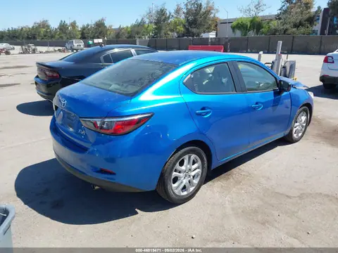 2018 Toyota YARIS IA VIN 3MYDLBYV3JY302735 фото 4