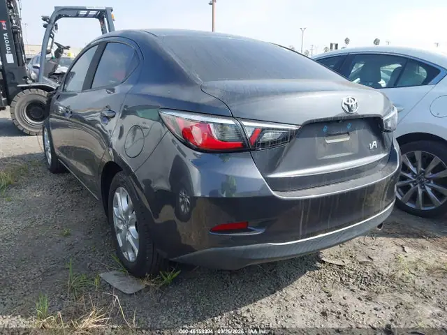3MYDLBYV5JY311209 — 2018 Toyota Yaris IA, фото 3 с аукциона IAAI 30.09.2026, Передняя часть