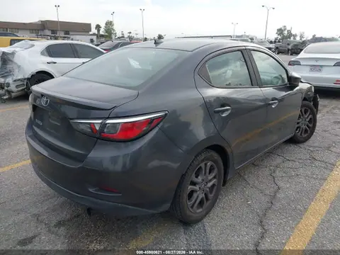 2020 Toyota YARIS LE VIN 3MYDLBYVXLY707641 фото 4
