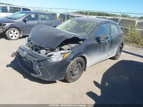 2020 Toyota Yaris Xle VIN 3MYDLBJV9LY712811 фото 2