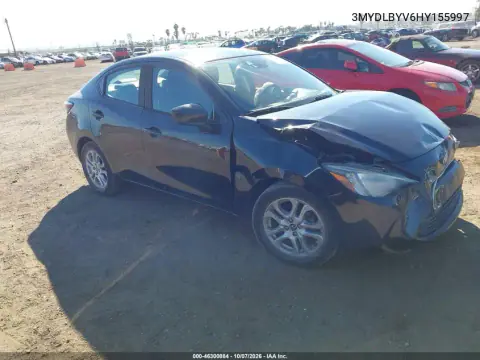3MYDLBYV6HY155997 — 2017 Toyota Yaris, Передняя часть, фото до ремонта