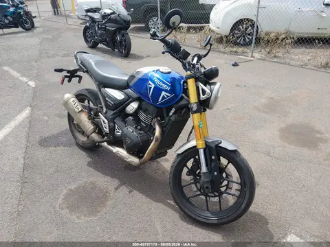 SMTT127Y3RNA15663 — 2024 Triumph Motorcycle Speed 400, Не указано (Unknown), фото до ремонта