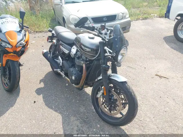 SMTD54HFXKT933636 — 2019 Triumph Motorcycle Speed Twin, Передняя часть (Front End), фото до ремонта