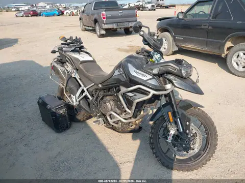 SMTE65DF2LTAB4095 — 2020 Triumph Motorcycle Tiger 900 GT (lrh), Повреждения со всех сторон (All Over), фото до ремонта