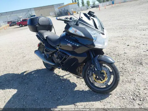 2016 Triumph Motorcycle Trophy Se VIN SMTH02XKXGJ739064 фото 1