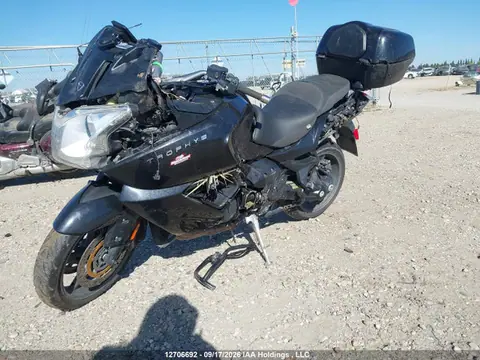 2016 Triumph Motorcycle Trophy Se VIN SMTH02XKXGJ739064 фото 2