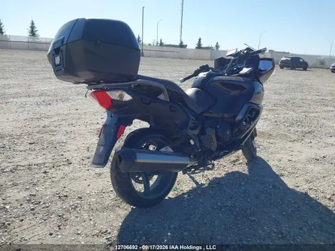 2016 Triumph Motorcycle Trophy Se VIN SMTH02XKXGJ739064 фото 4