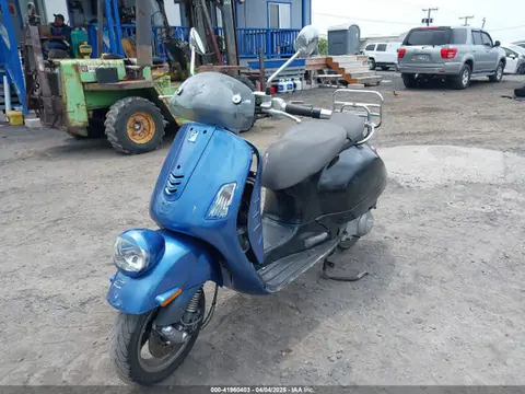 2016 Vespa Gts 300 Super VIN ZAPM459L6G5300461 фото 2