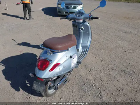 2022 Vespa Primavera/sprint 50 VIN ZAPCA06B5N5104124 фото 4