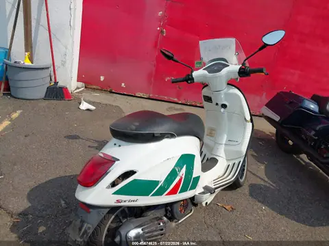2017 Vespa Sprint 150 3v VIN ZAPM818G8H5401844 фото 4