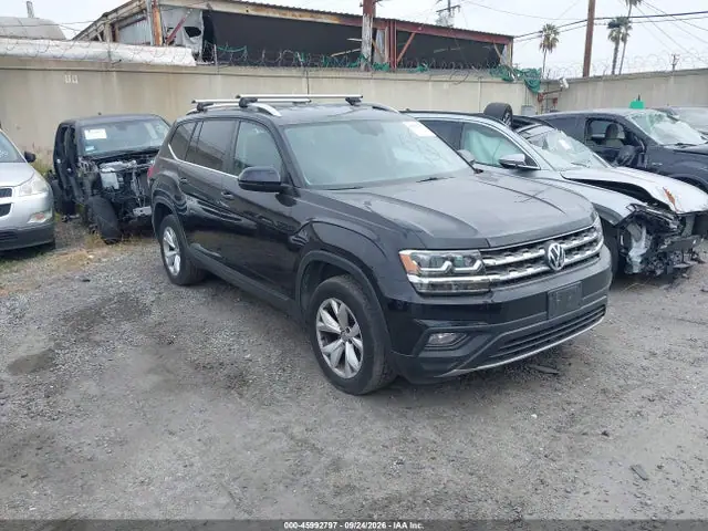 1V2KR2CA4JC577790 — 2018 Volkswagen Atlas 3.6L V6 SE, Передняя часть (Front End), фото до ремонта