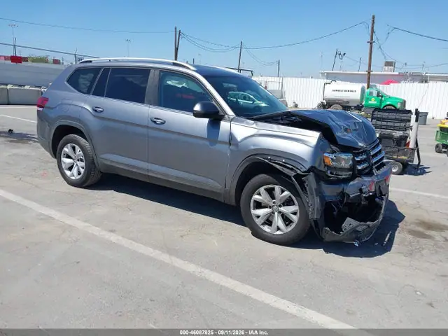 1V2DR2CA3KC552101 — 2019 Volkswagen Atlas 3.6L V6 SE, Передняя часть (Front End), фото до ремонта