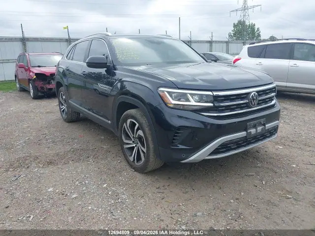 1V2BE2CA5PC201975 — 2023 Volkswagen Atlas Cross Sport SEL, Левый бок (Left Side), фото до ремонта