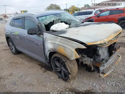 1V2AE2CA7RC203287 — 2024 Volkswagen Atlas Cross Sport, Пожар, фото до ремонта