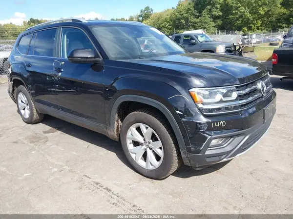 1V2CR2CA7JC530855 — 2018 Volkswagen Atlas, Задняя часть справа (Right Rear), фото до ремонта