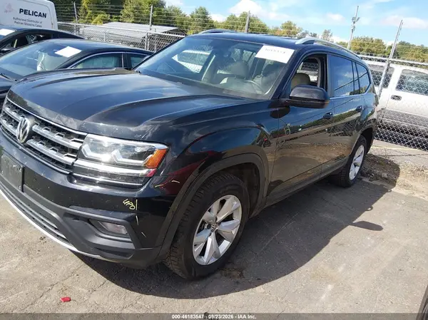 1V2CR2CA7JC530855 — 2018 Volkswagen Atlas, фото 2 с аукциона IAAI, Задняя часть справа