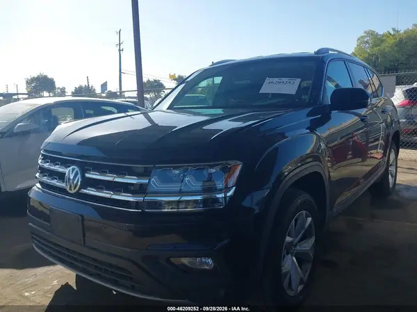 1V2DP2CA4JC600225 — 2018 Volkswagen Atlas, фото 2 с аукциона IAAI, Передняя часть справа