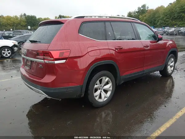 1V2LR2CA4JC527637 — 2018 Volkswagen Atlas, фото 4 с аукциона IAAI, Не указано