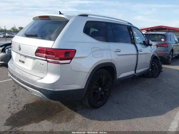 2018 VOLKSWAGEN ATLAS VIN 1V2EP2CA0JC600940 фото 4