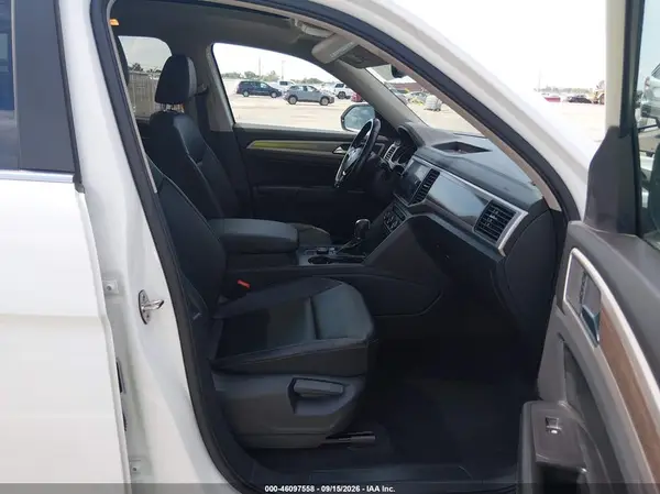 1V2UR2CA9KC611927 — 2019 Volkswagen Atlas, фото 4 с аукциона IAAI 13.10.2026, Задняя часть справа