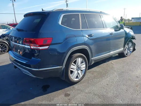 1V2NR2CA1KC545779 — 2019 Volkswagen Atlas, фото 4 с аукциона IAAI, Передняя часть