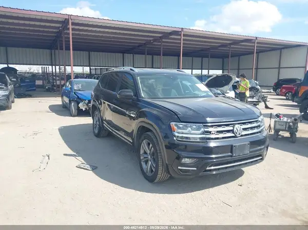 1V2XR2CA5KC541582 — 2019 Volkswagen Atlas, Задняя часть справа (Right Rear), фото до ремонта