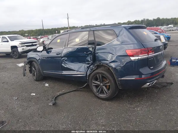 1V2RR2CA9MC543248 — 2021 Volkswagen Atlas, фото 3 с аукциона IAAI, Повреждения со всех сторон
