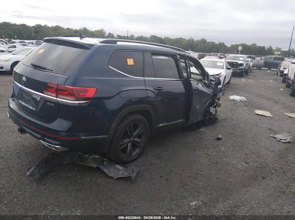 1V2RR2CA9MC543248 — 2021 Volkswagen Atlas, фото 4 с аукциона IAAI, Повреждения со всех сторон