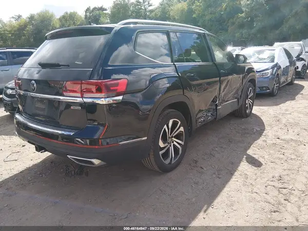 1V2BR2CA4NC538400 — 2022 Volkswagen Atlas, фото 4 с аукциона IAAI, Правый бок