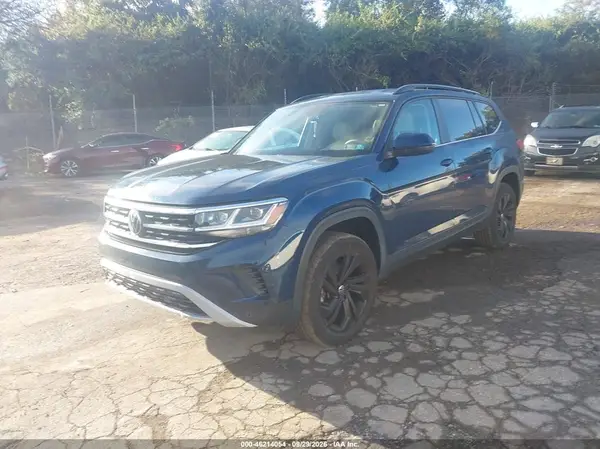 1V2HR2CA0PC518867 — 2023 Volkswagen Atlas, фото 2 с аукциона IAAI, Не указано