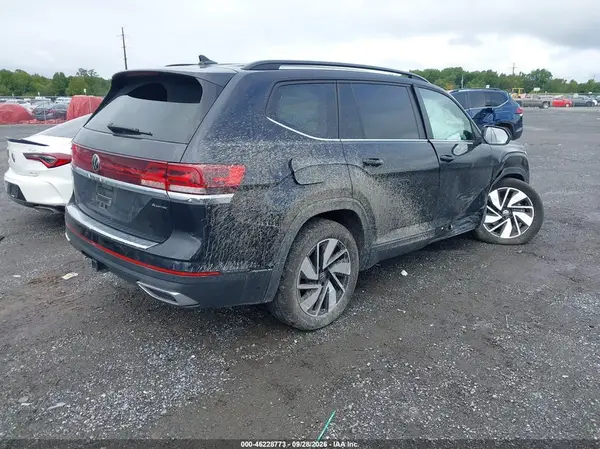 1V2HR2CA3RC602958 — 2024 Volkswagen Atlas, фото 4 с аукциона IAAI, Передняя часть справа